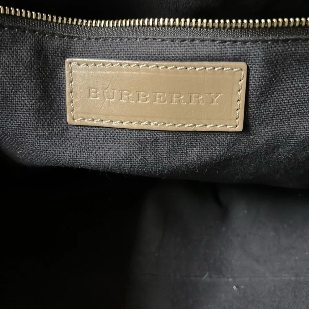 Unique Burberry tote /suede panels - Picture 9 of 11